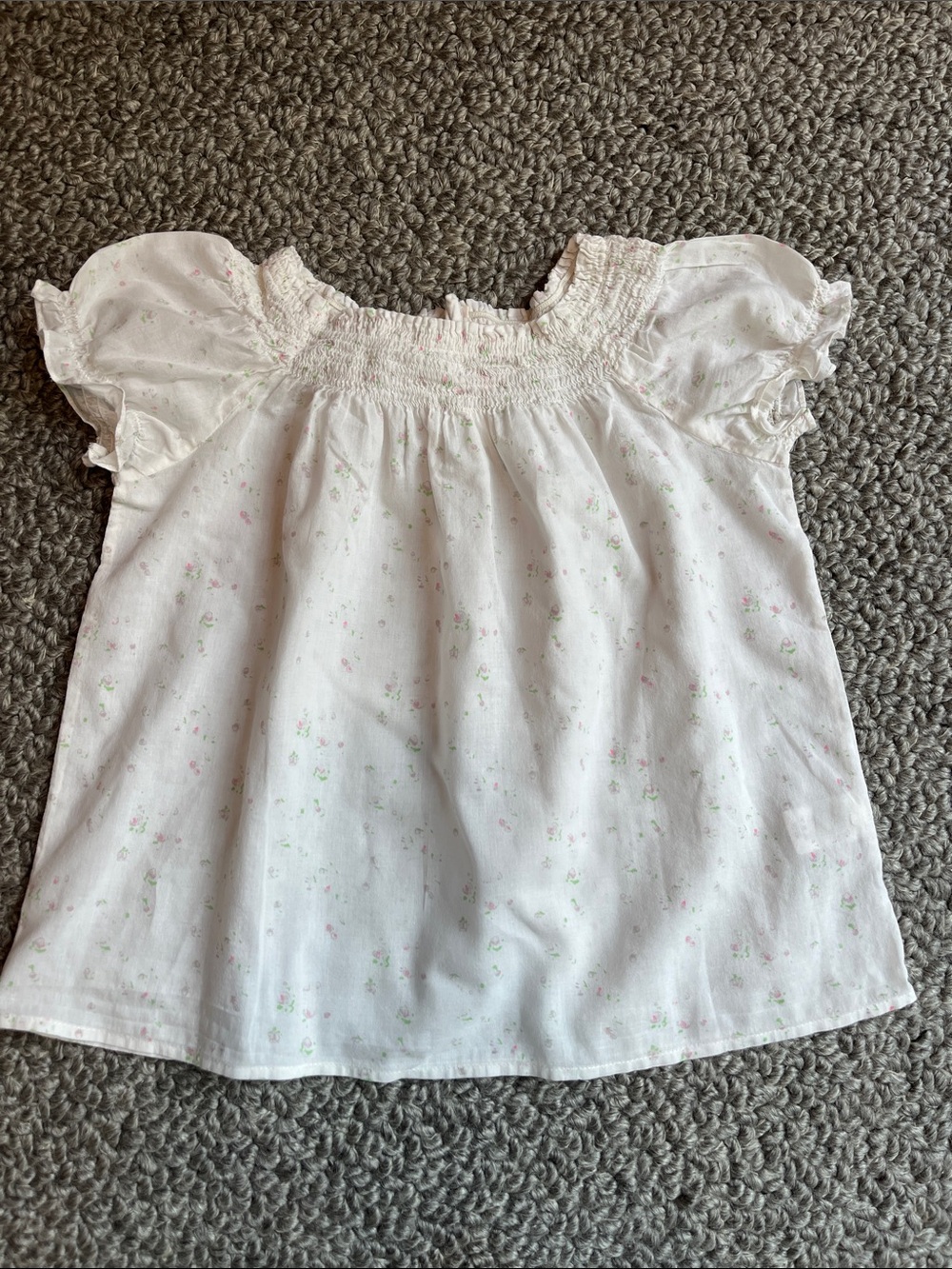 Bonpoint White Floral Smocked Top with Puff Sleeves